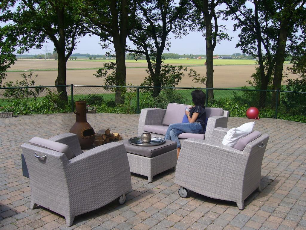 B&B Op de Brabantse Wal Halsteren Exterior foto
